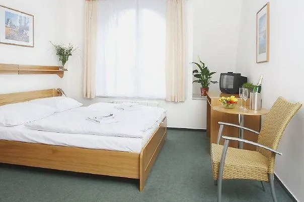 Otar Hotel Prag