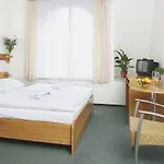 Otar Hotel Praha