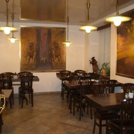 Otar Szálloda 3*