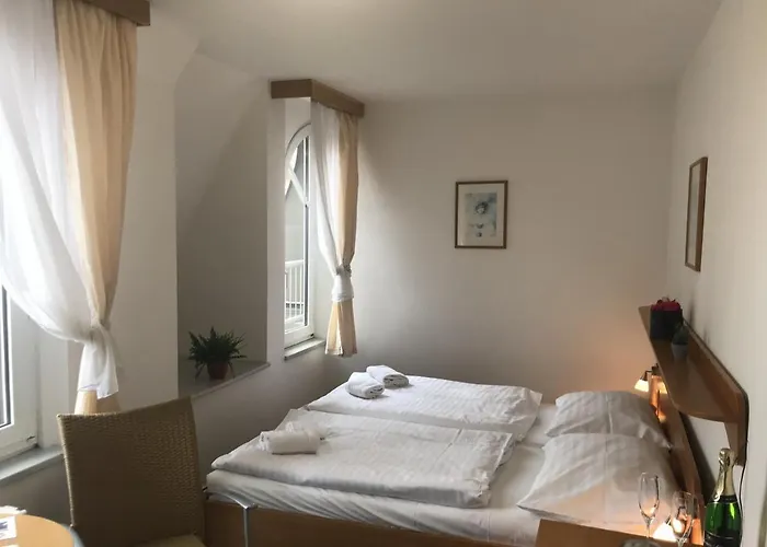 Hotel Otar 3*