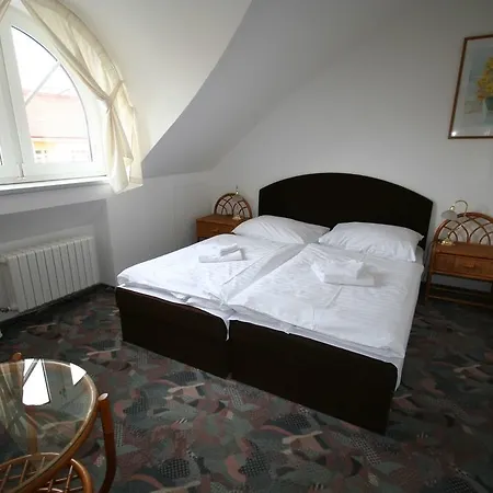 Otar 3* Prag
