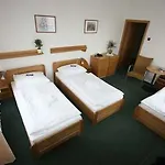 Hotel Otar 3*